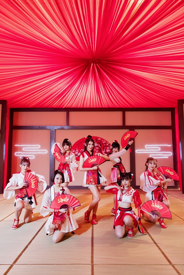 ING女团曝《寄明月》MV 古典造型热跳动感舞蹈
