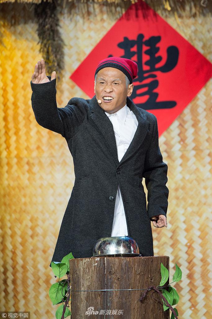 辽视春晚宋小宝压轴演《相亲》 与程野搞笑卖萌